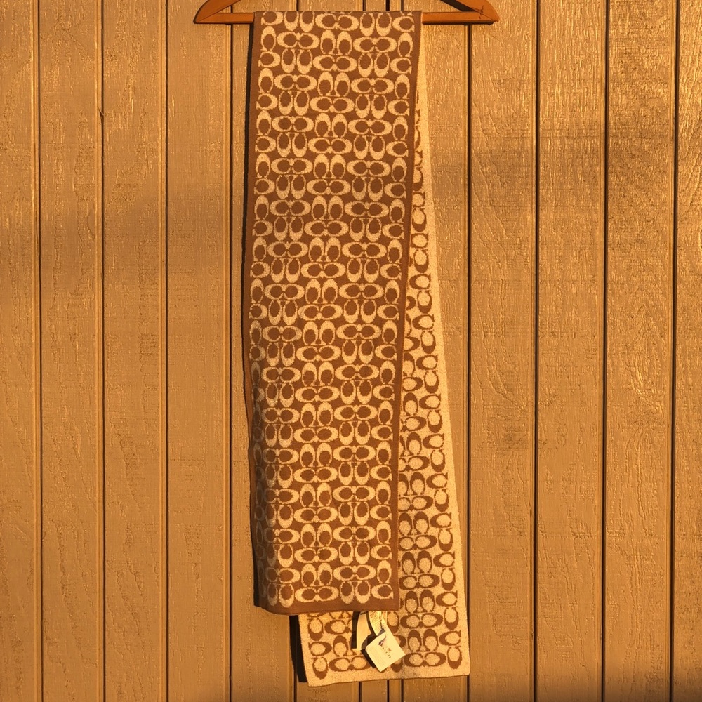 Coach scarf